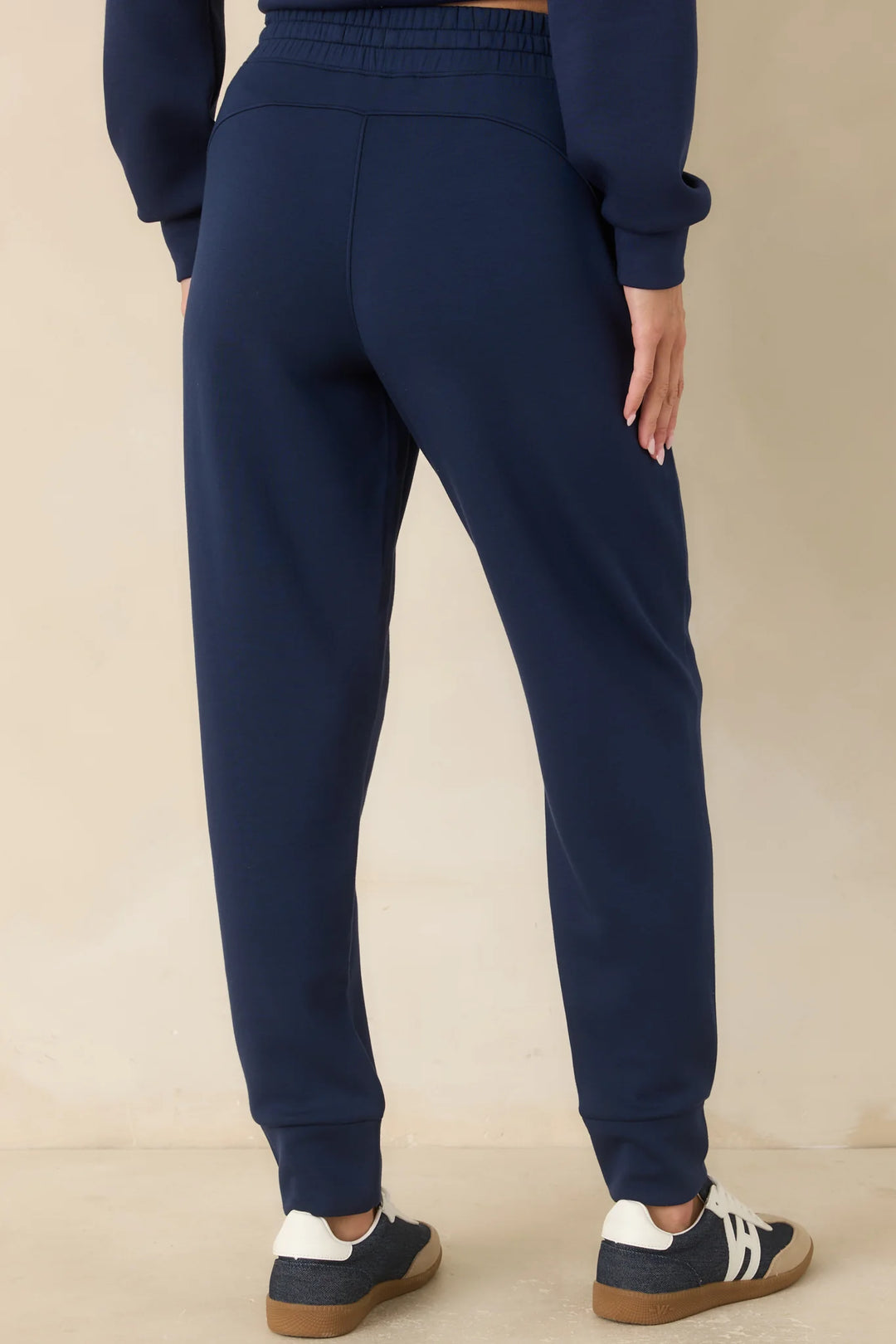 MILA JOGGER