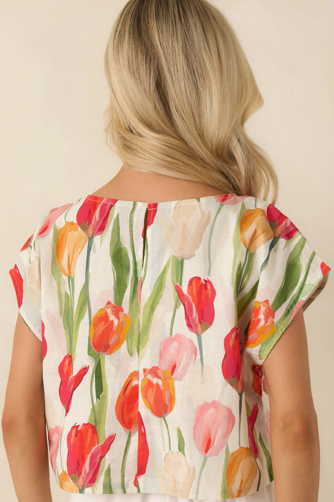 Garden District Ivory & Red Multi Linen Blend Floral Cropped Top